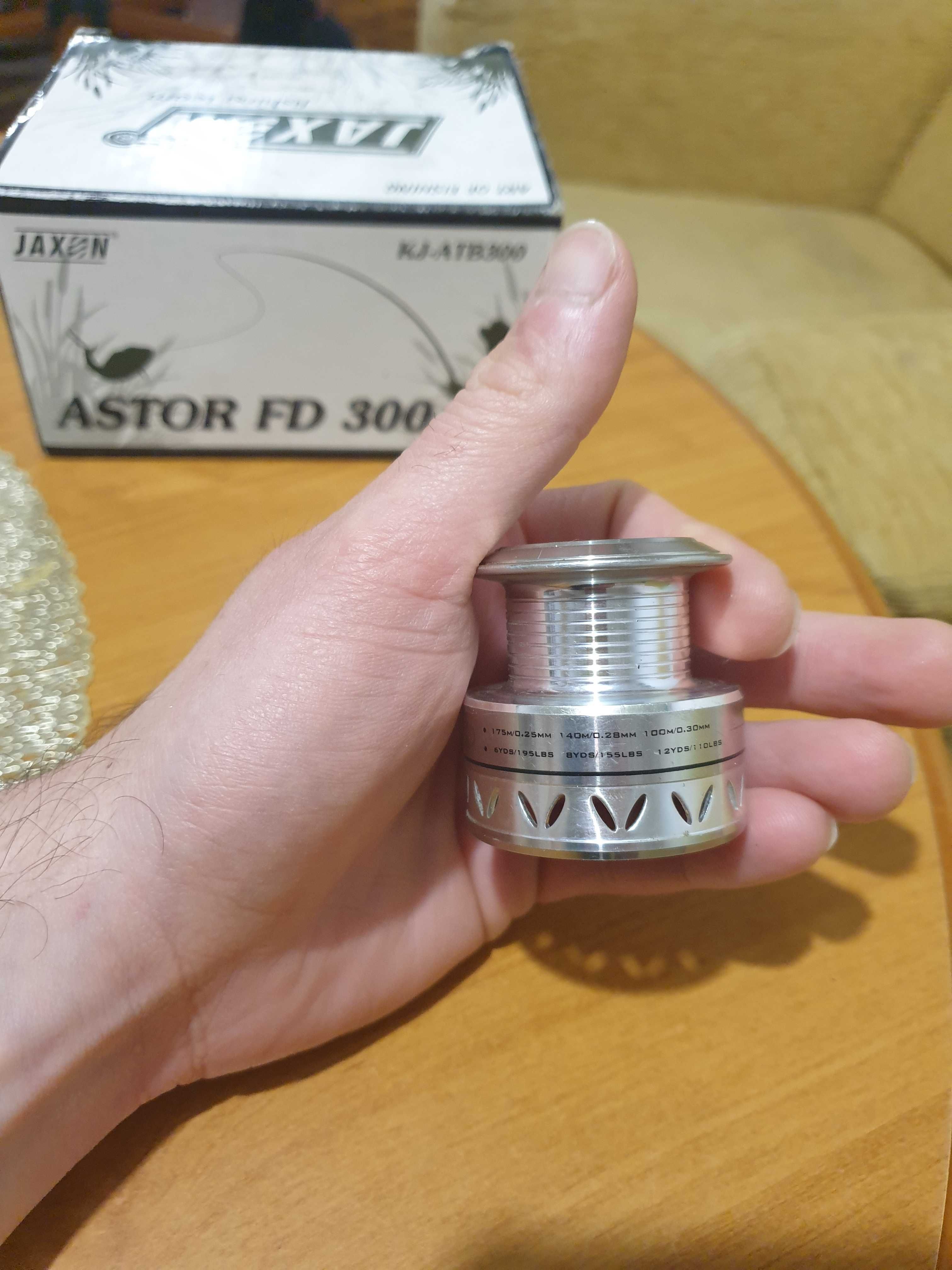 Szpula do kołowrotka Jaxon Astor FD 300