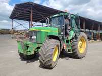 Ciagnik John Deere 7810