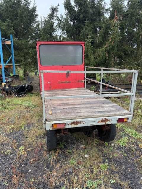 Pojazd bagażowy typu Melex