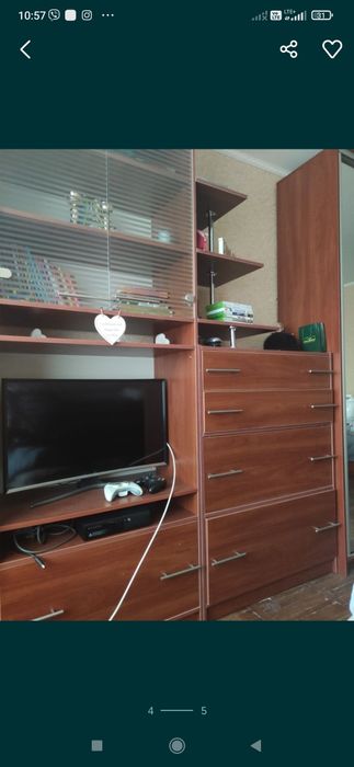 Диван, стінка шафа купе