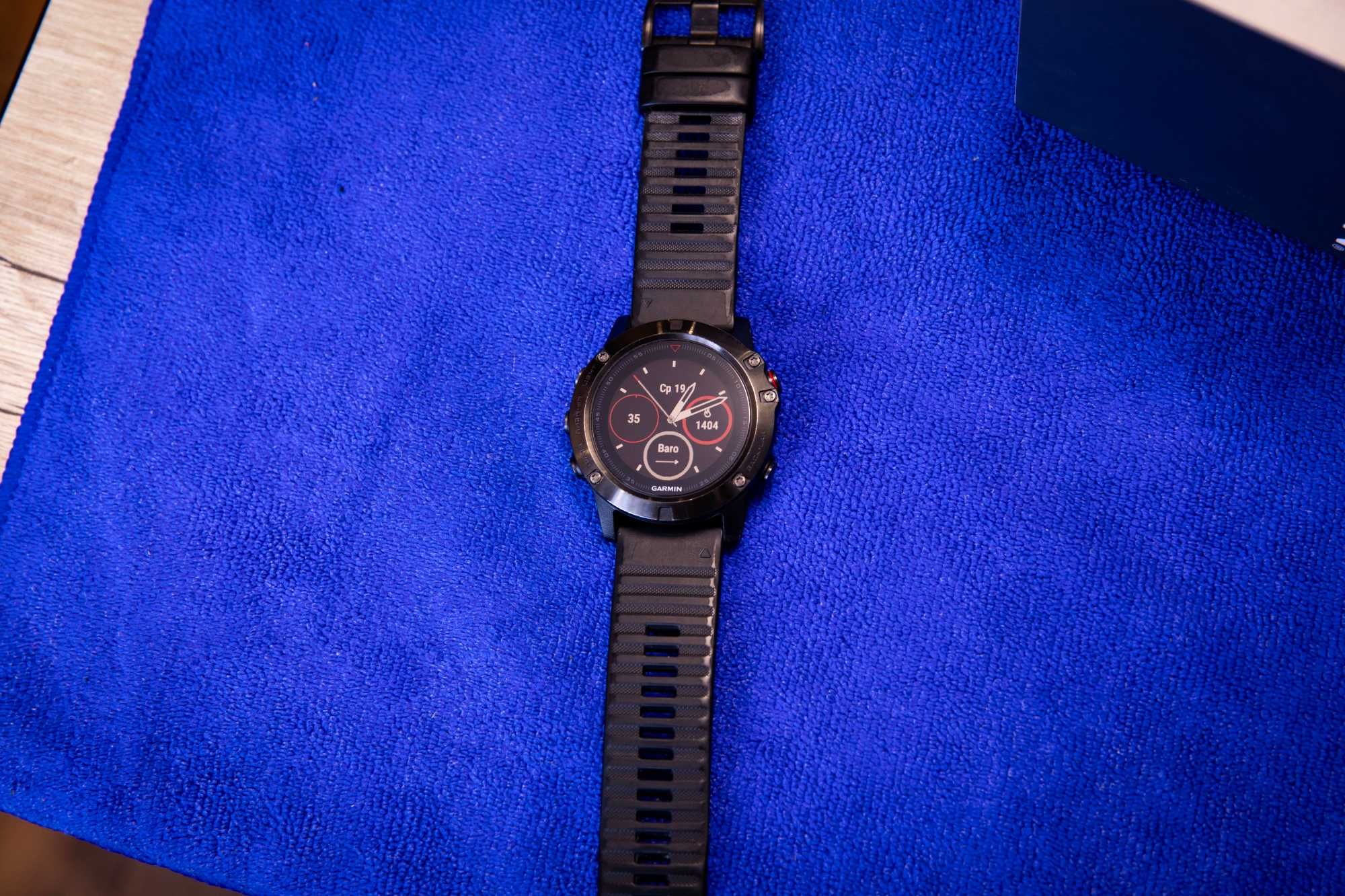 Garmin Fenix 5x sapphire в хорошем состоянии