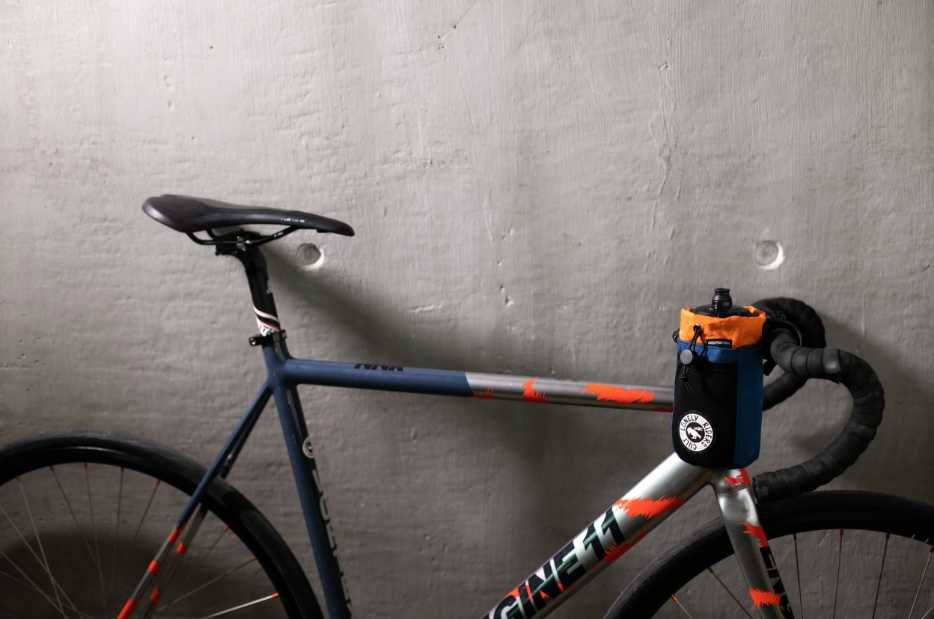 ULAC C-Hold 1L czarny/zielony - torba/paśnik