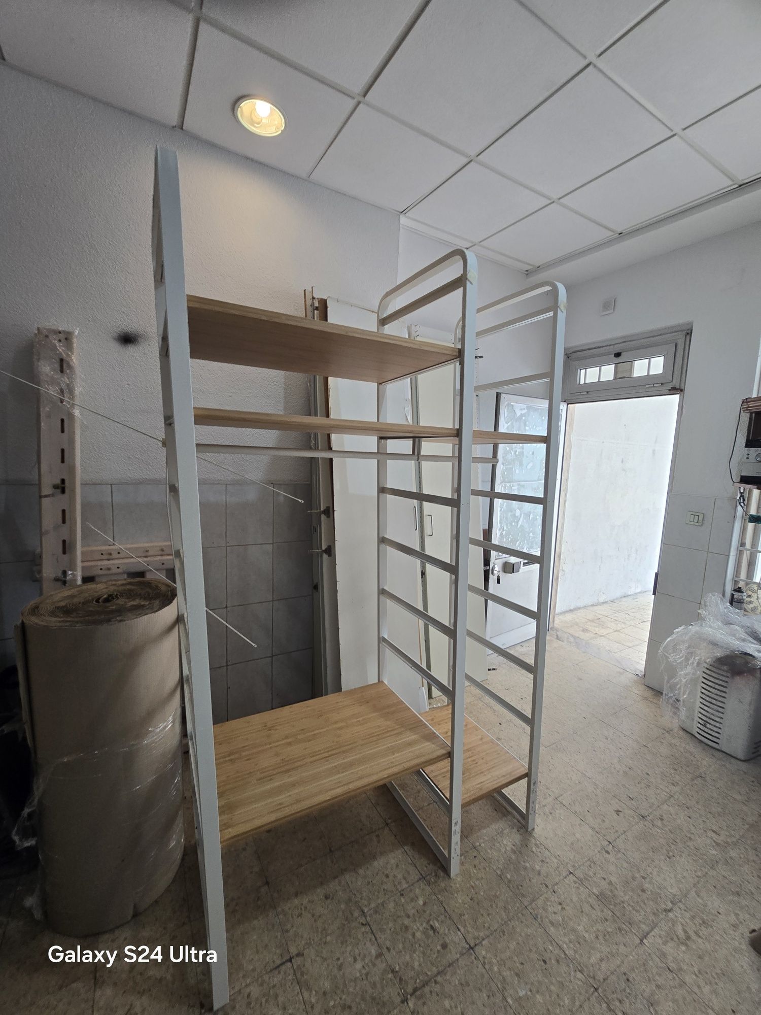 Estante ikea  arrumação