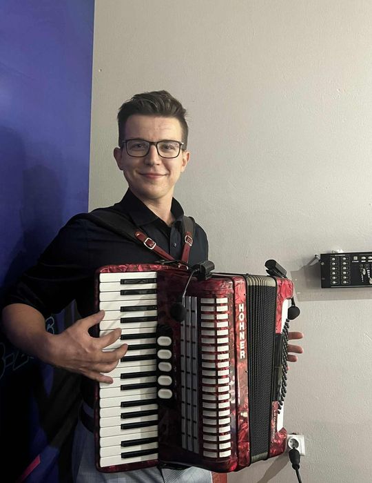 Akordeonista – oprawa muzyczna na żywo!