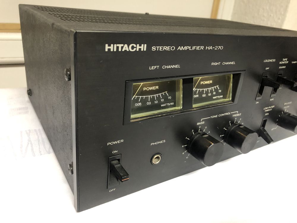 HITACHI HA-270 wzmacniacz stereo