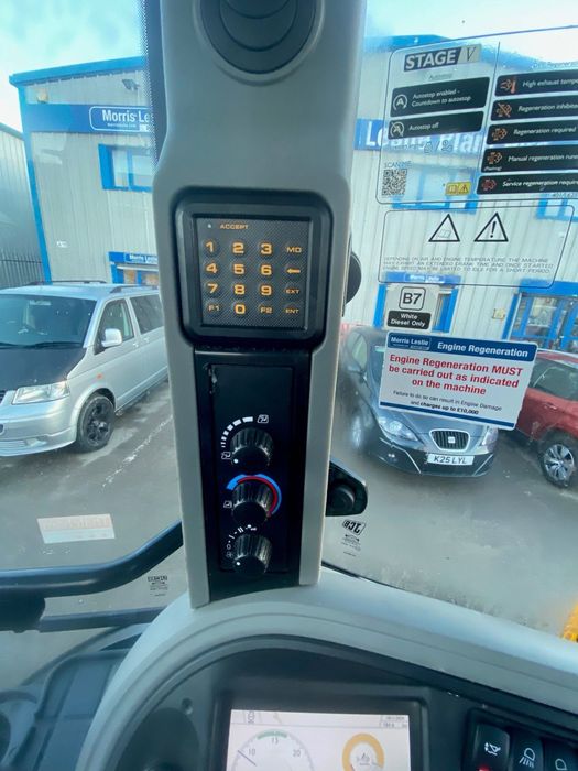 Екскаватор навантажувач 3cx