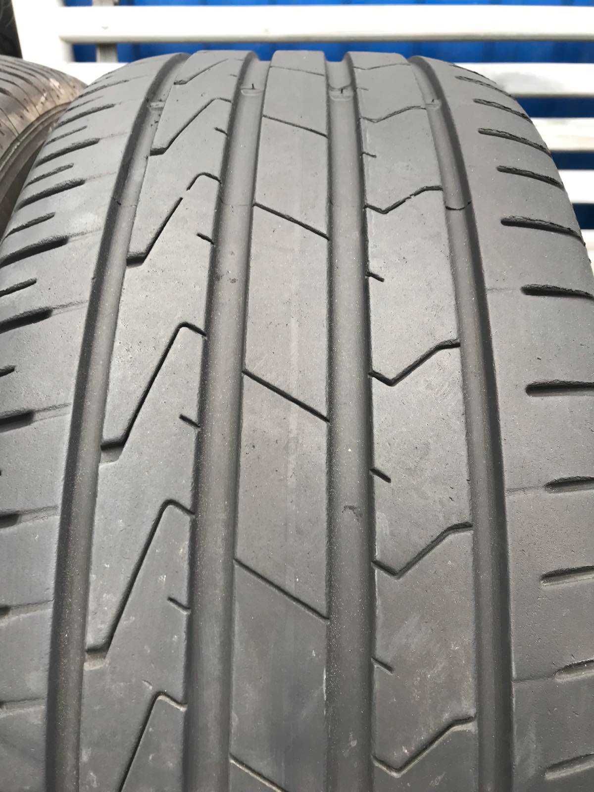 Шини Hankook 235/55r17 Пара літо б/у склад Оригінал