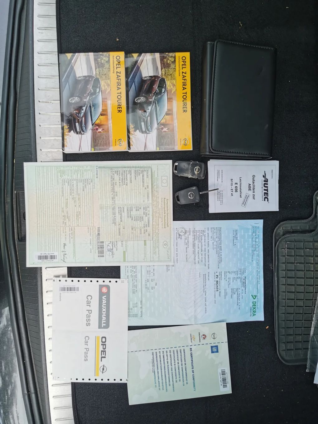Opel Zafira Zadbany - Bezwypadkowy - Full Serwis - Opłacony z Niemiec