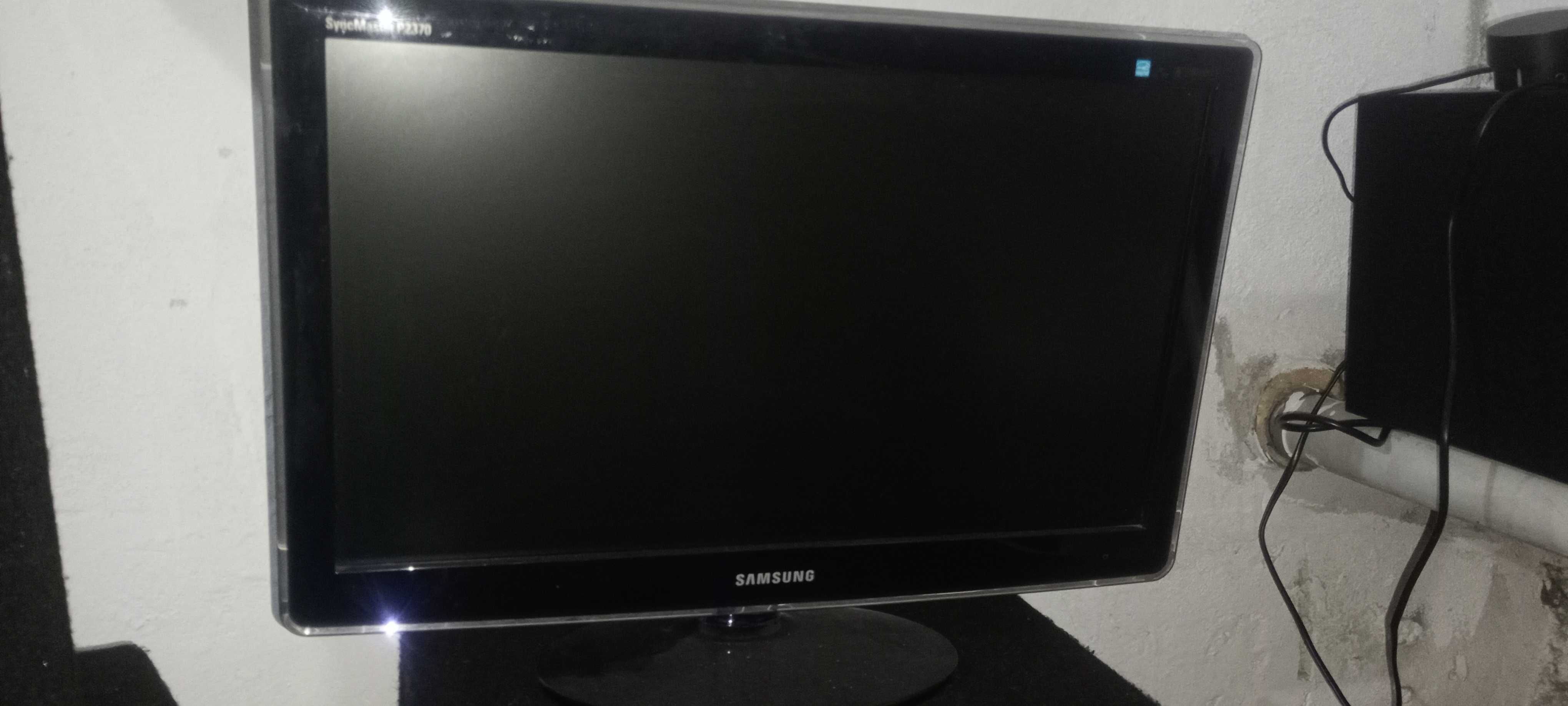 Monitor Samsung P2370