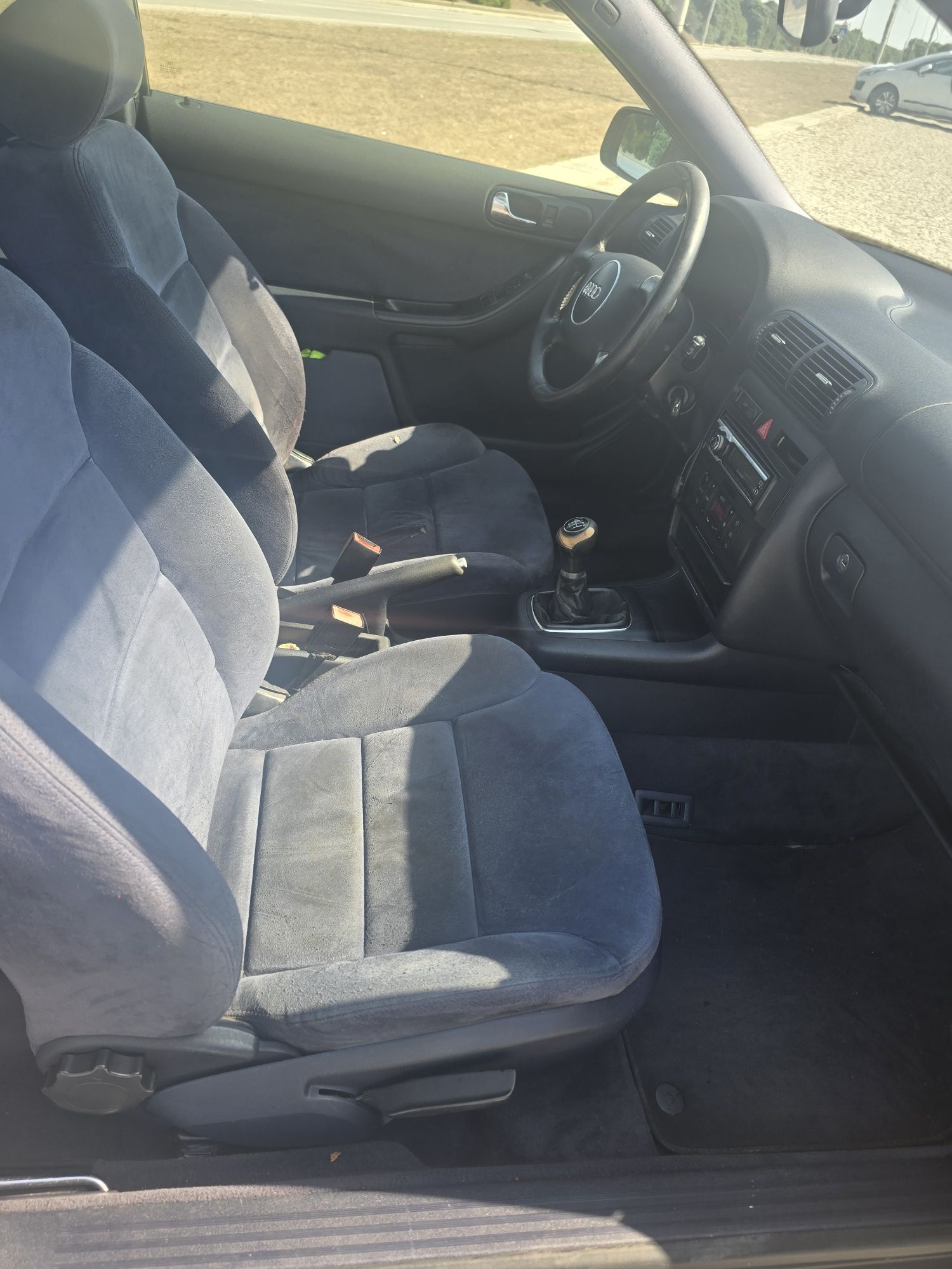 Audi a3 8l 130 ( possível financiamento)