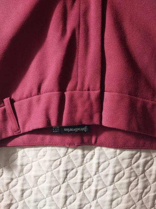 Eleganckie spodnie Stradivarius