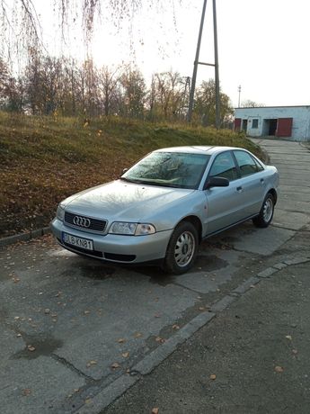 Audi a4 b5 1.6 benzyna