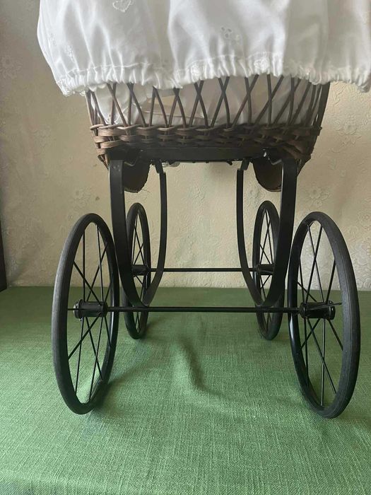 Вінтажна каляска