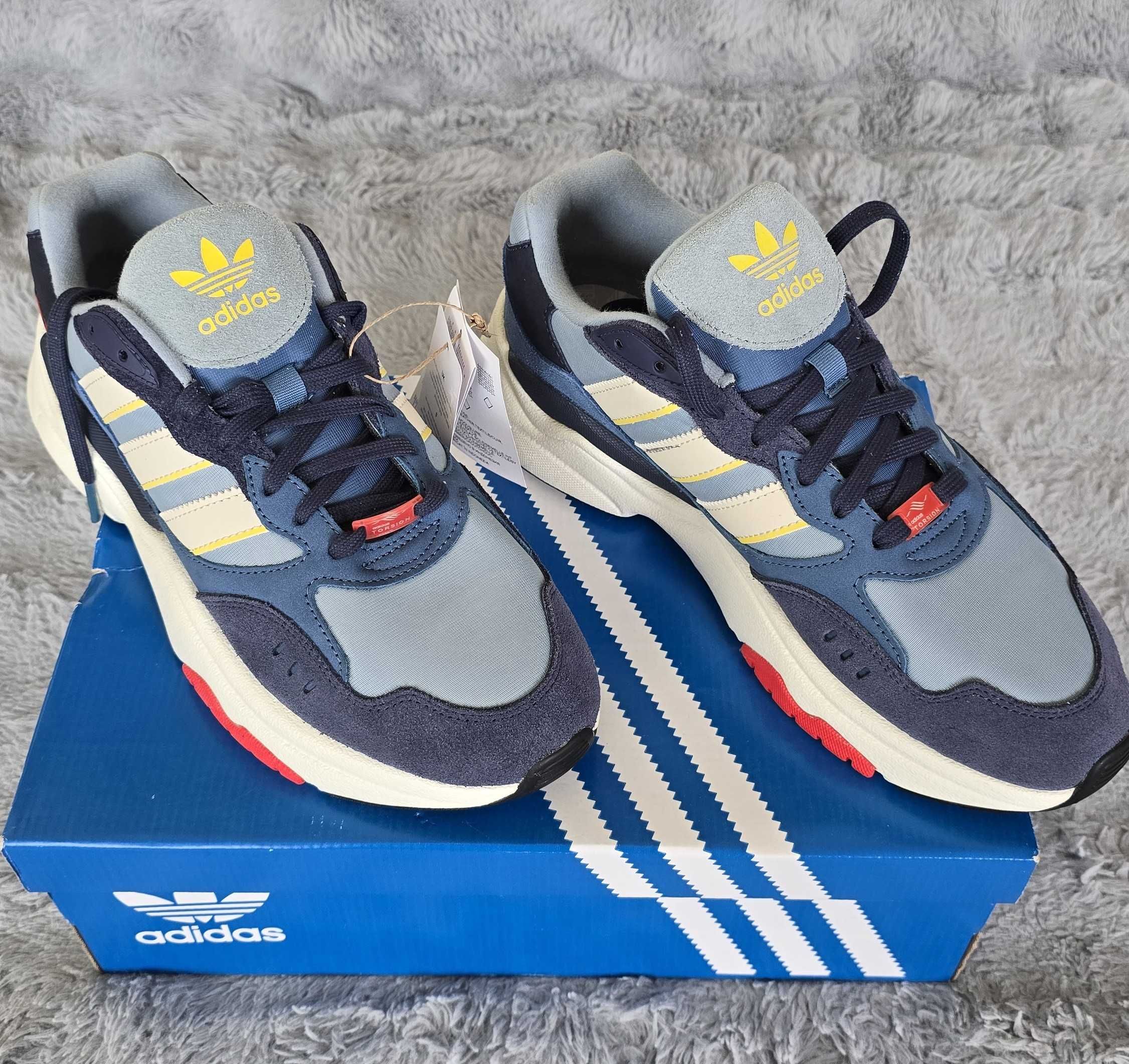 Оригінальні кросівки adidas Retropy F90  (Розпродаж до -70%)