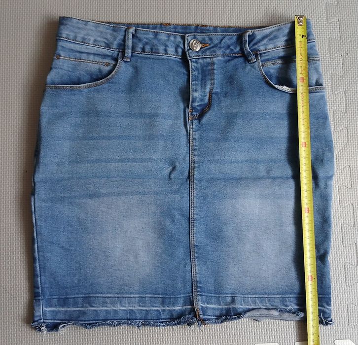 Spódniczka  damska  jeansowa