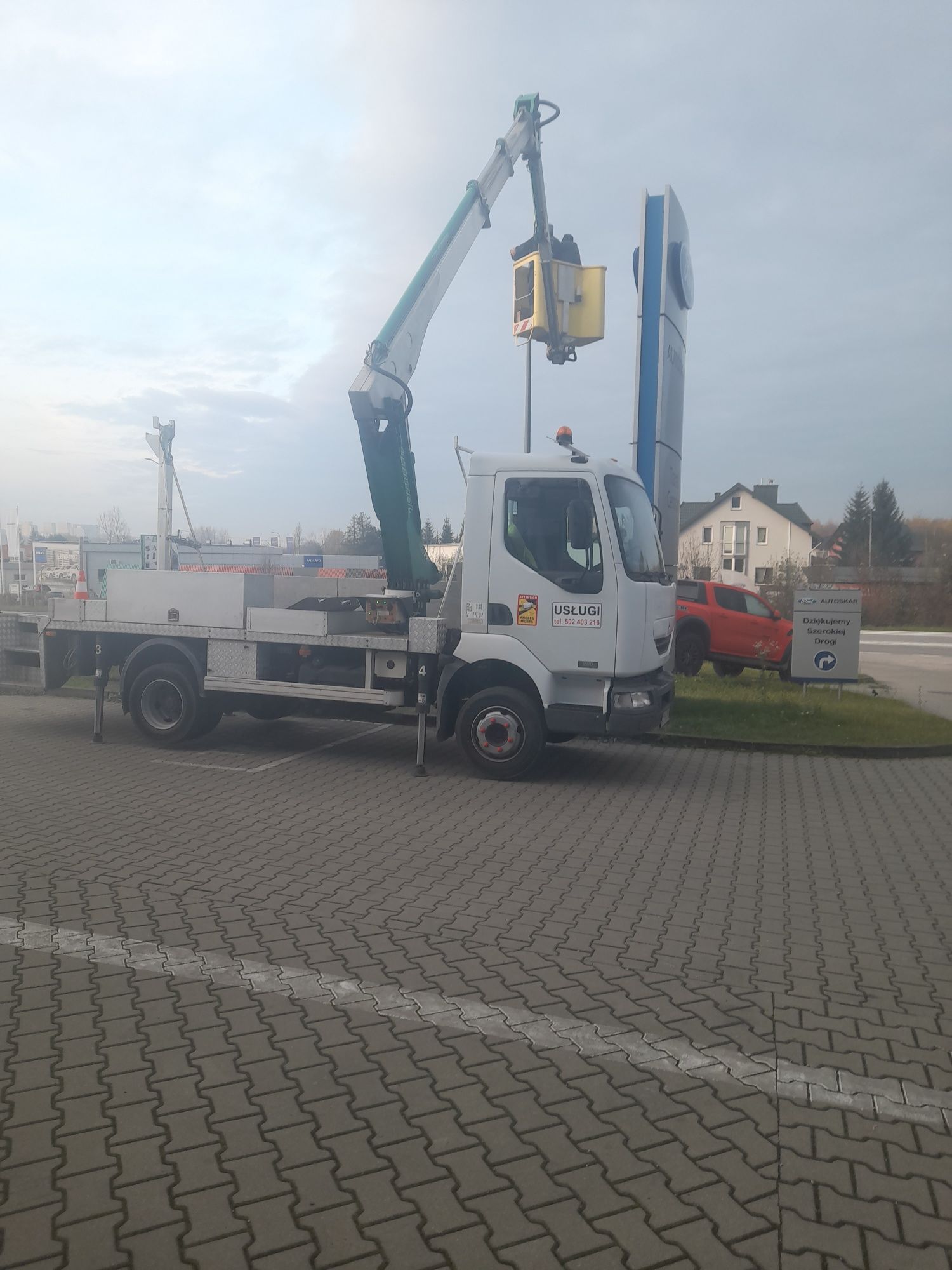 Usługi podnośnikiem koszowym/zwyżka/16m podnośnik koszowy/Teleskopowy