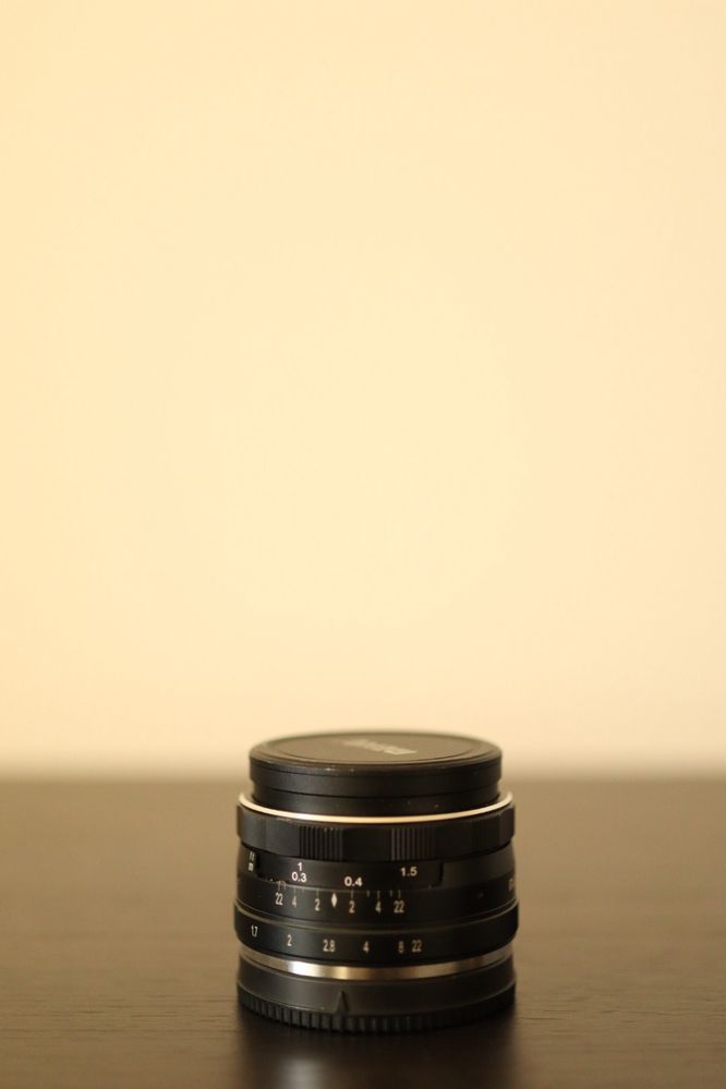 Об’єктив MEIKE 35mm F/1.7 MC для Canon EF-M (EOS-M)