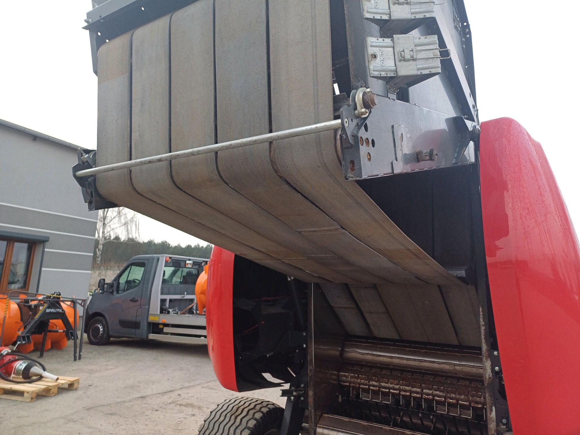 Prasa Vicon Kverneland  5116 bardzo dobry stan / uchylna podloga