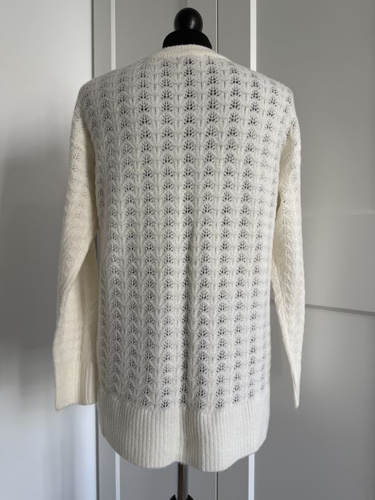 Biały kremowy ażurowy dłuższy sweter z okrągłym dekoltem New Look 36 S