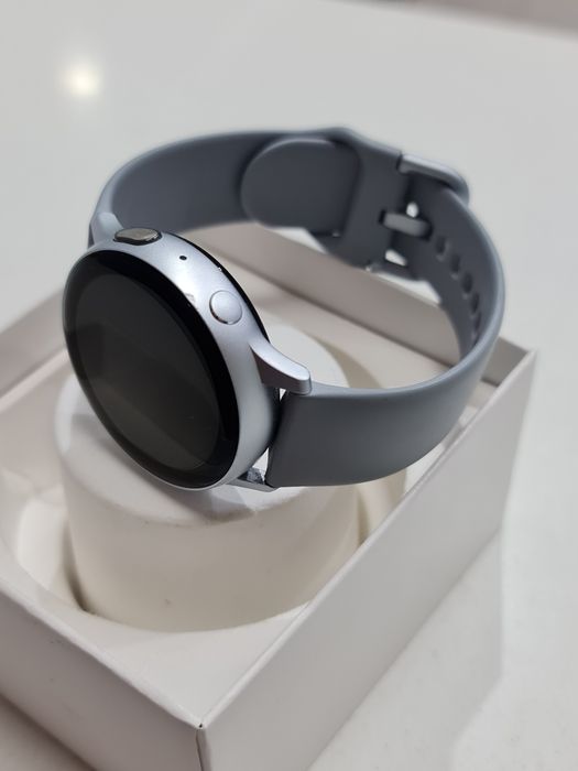 Samsung Galaxy Watch Active 2 40mm Silver SM-R830