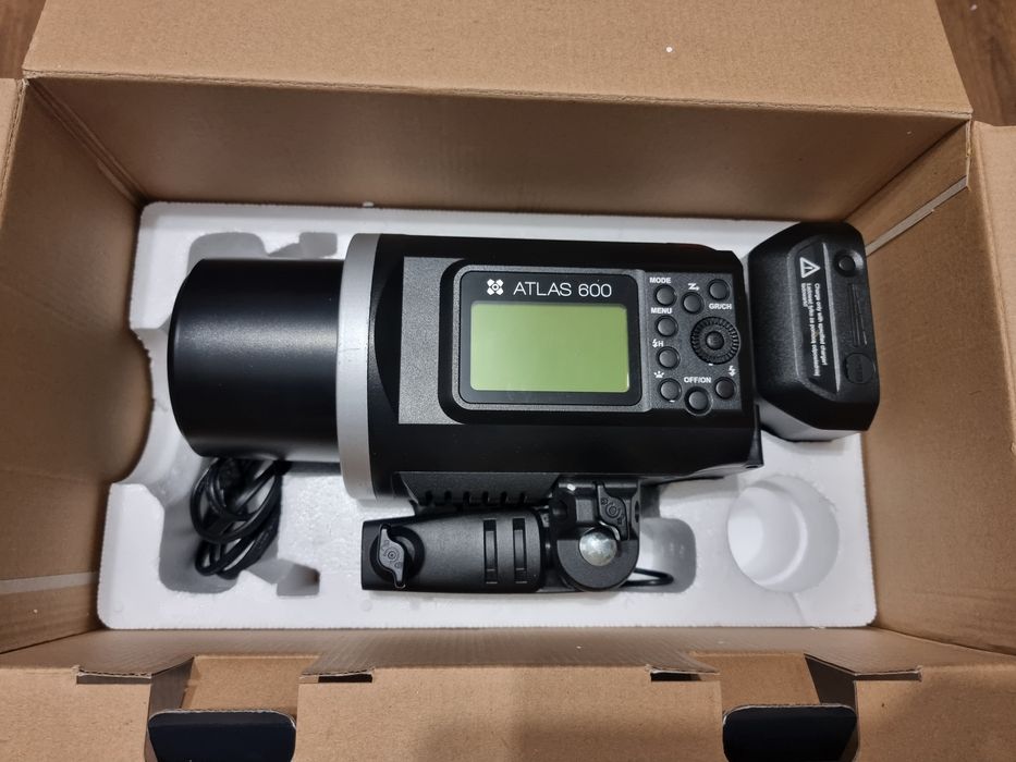 Quadralite Atlas 600