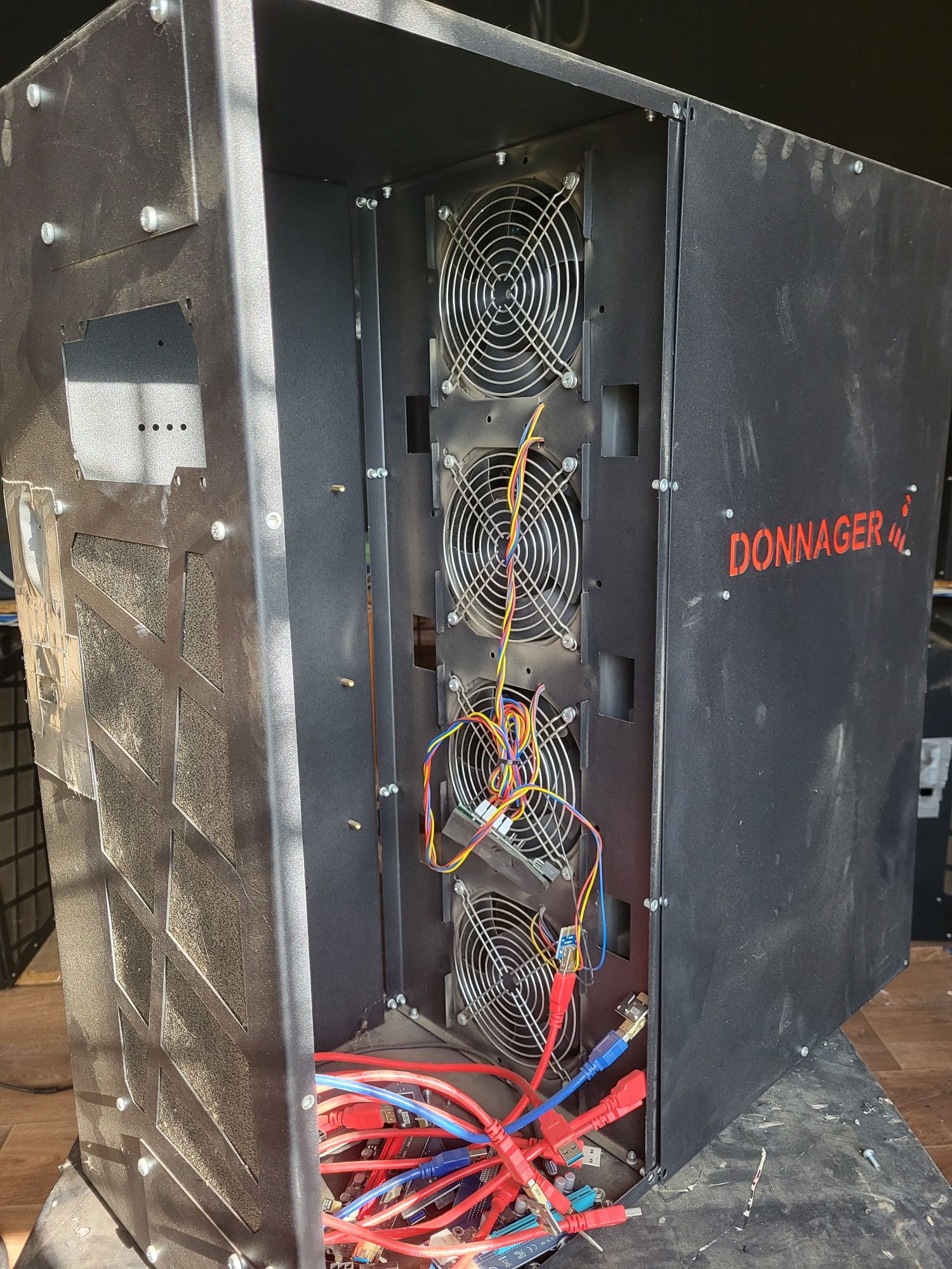 Корпус Донагер Donnager CASE 8 карт