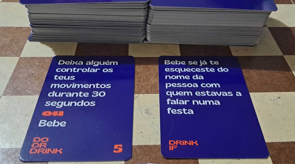 Jogo de cartas Drink It Up