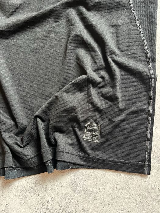 Футболка спортивна NIKE