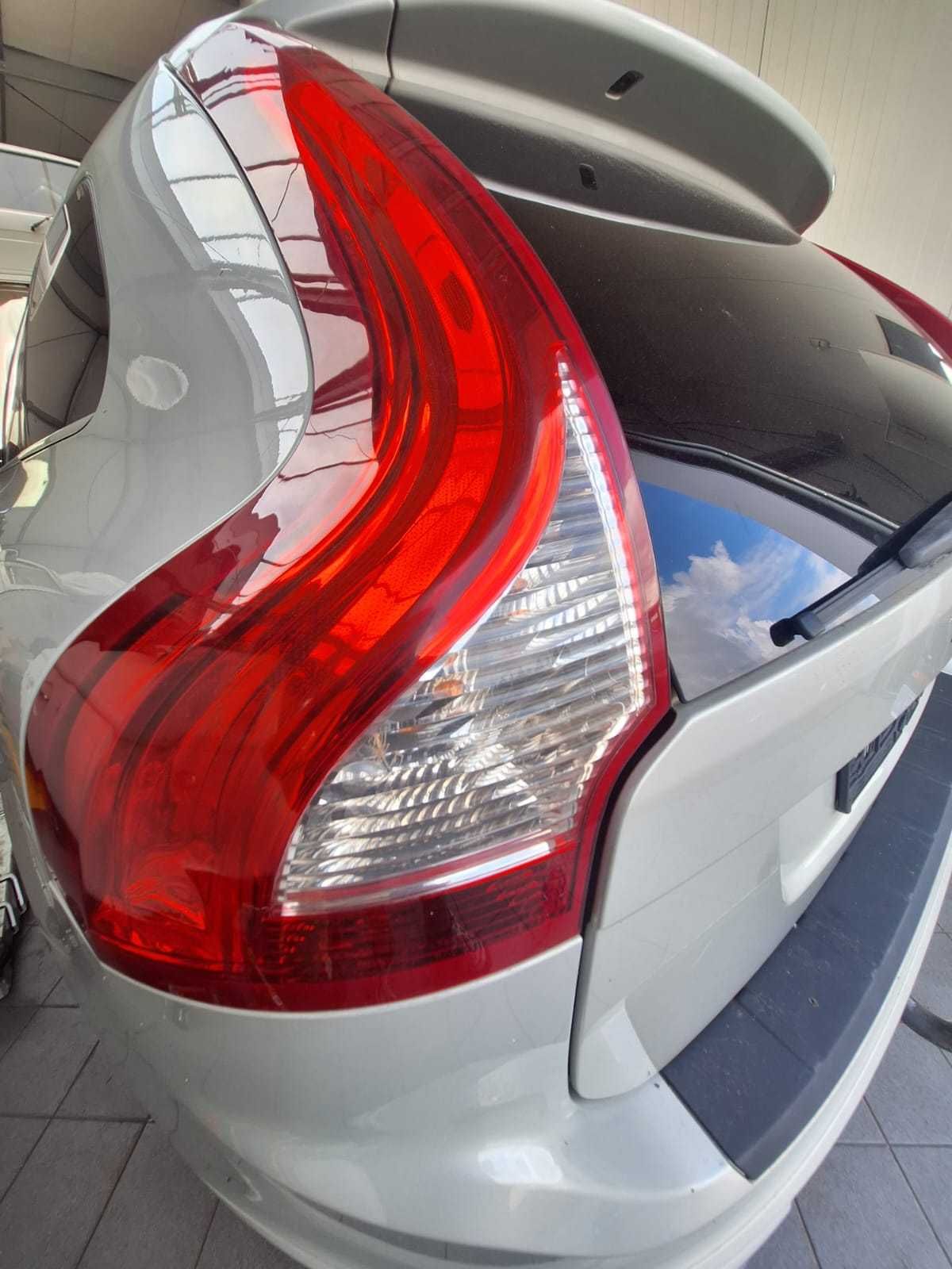 Volvo Xc60 tylna lewa lampa lewy tył