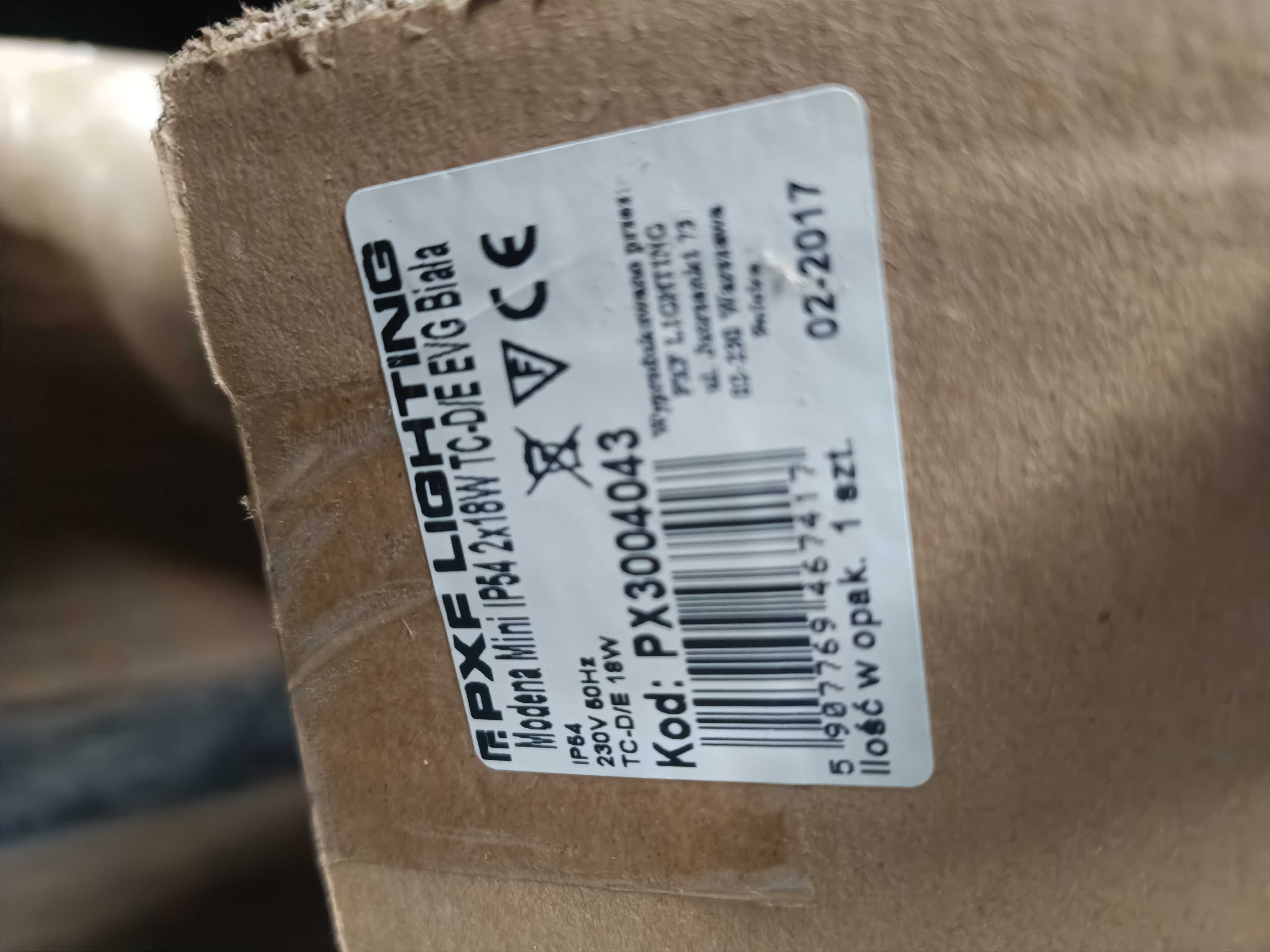 Sprzedam oprawy mini ip54 2x18wtc-d/e