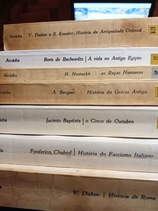 Biblioteca Arcádia de bolso, vários exemplares, ver fotos e lista.