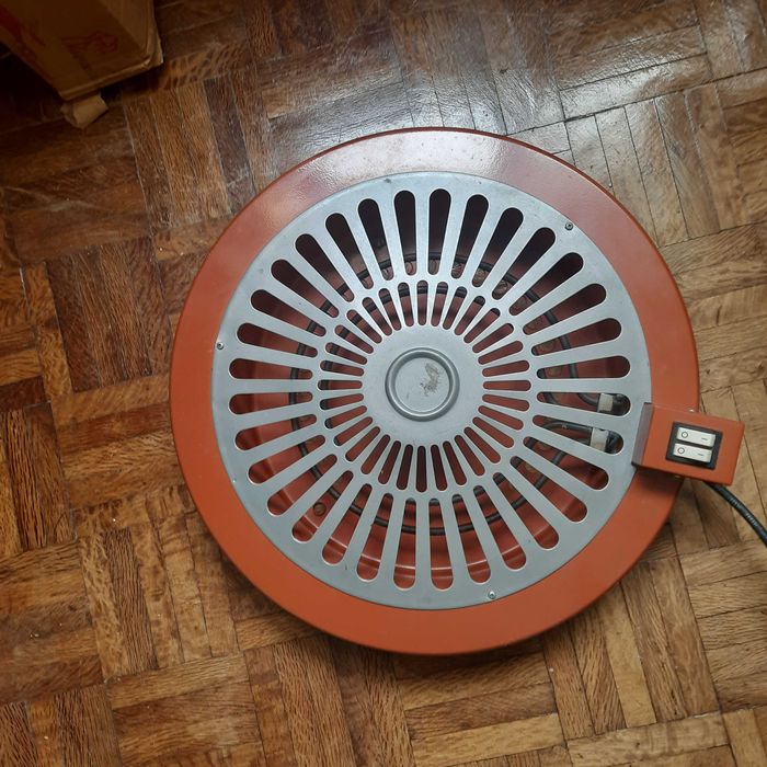 Braseira / Aquecedor eléctrico em óptimo estado
