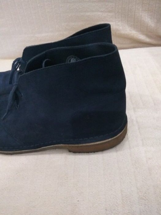 Продам в идеальном состоянии,фирменные Clarks, замшевые ботинки 47 р.