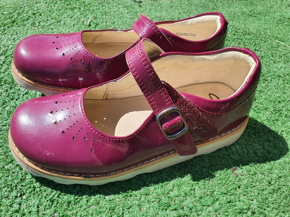 Clarks lakierki baleriny rozmiar 29