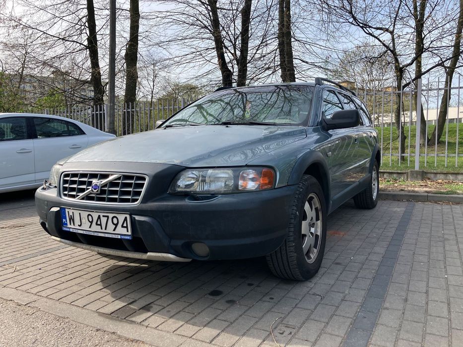 Volvo XC 70 Volvo XC70 , 2.5T benzyna , automat , 4x4 2 kpl kół