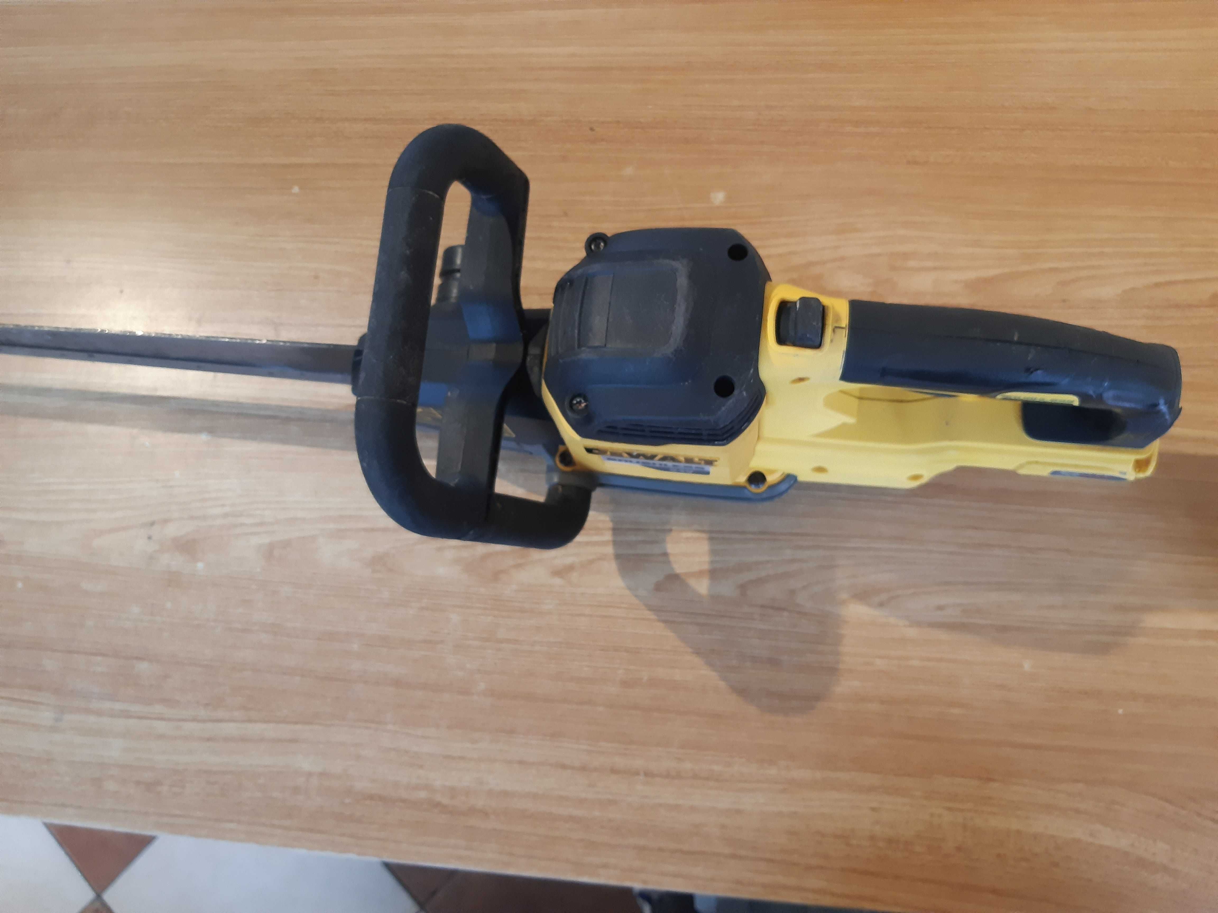Piła aligator Dewalt  DCS397 FLEXVOLT 54V