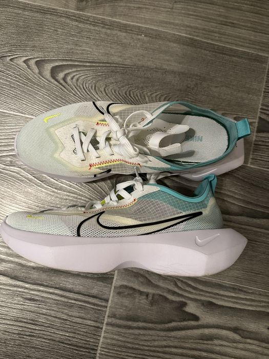 кроссовки nike 39-40 размер