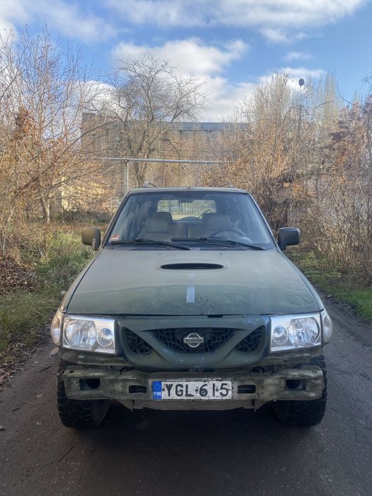 Продам Ниссан Террано 2 2.7td