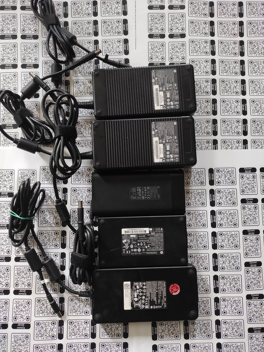 Продаємо оригінальні блоки живлення HP 200-230W