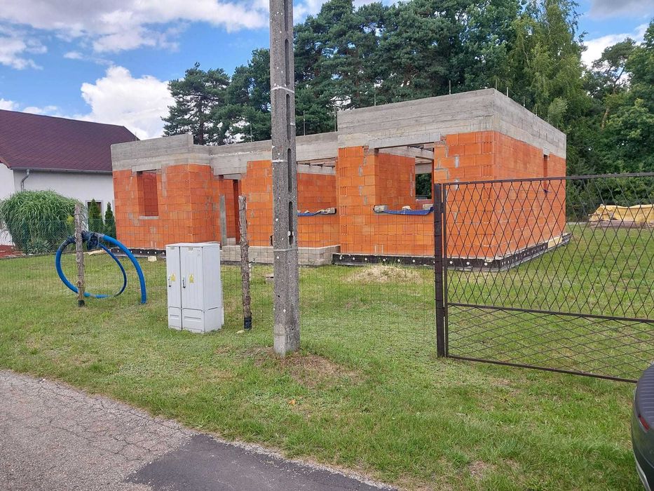 Dom w stanie surowym otwartym- Nędza/koło Raciborza.