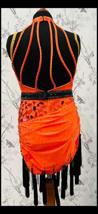 Profesjonalna sukienka turniejowa do tańców Latynoamerykańskich