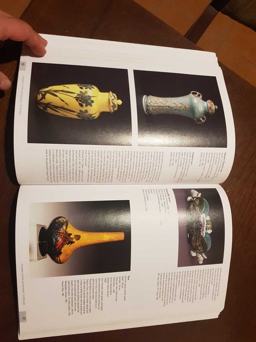 Livro cerâmica "ceramic culture innovation 1851 / 2000"