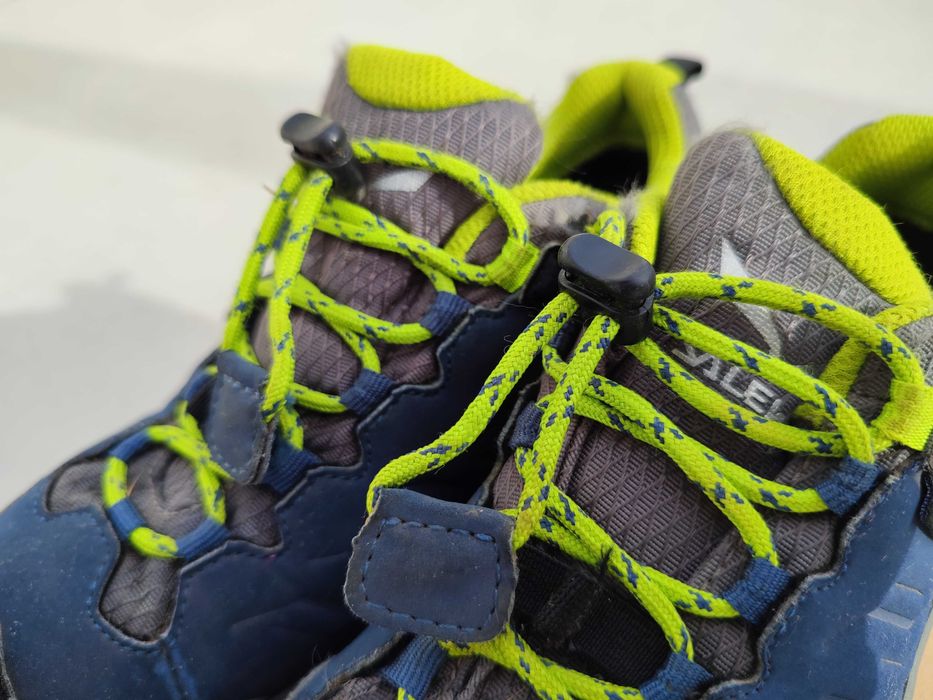 Salewa waterproof hiking shoes 30 / Sapatilhas de caminhada Salewa 30