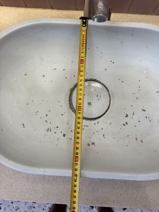 Раковина умивальник 2шт з кранами