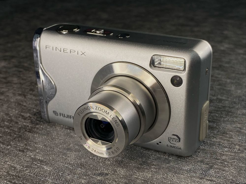 Fujifilm FinePix F20