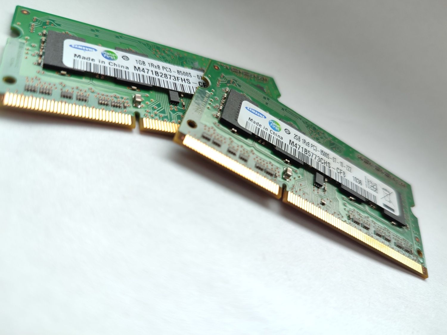 Kości pamięci RAM DDR3 3GB Samsung na 2 kości