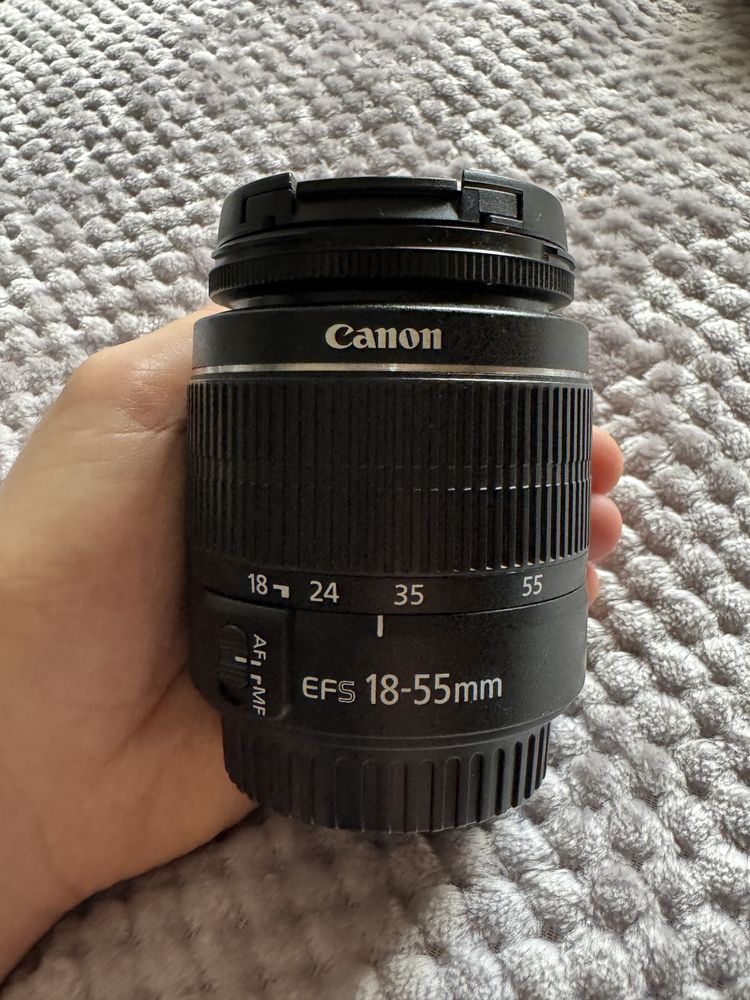 Canon EOS 1200d.
