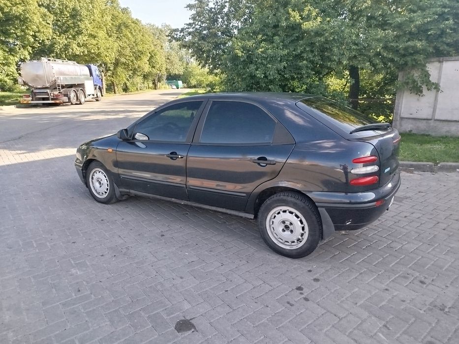 Fiat brava 1.6 injector