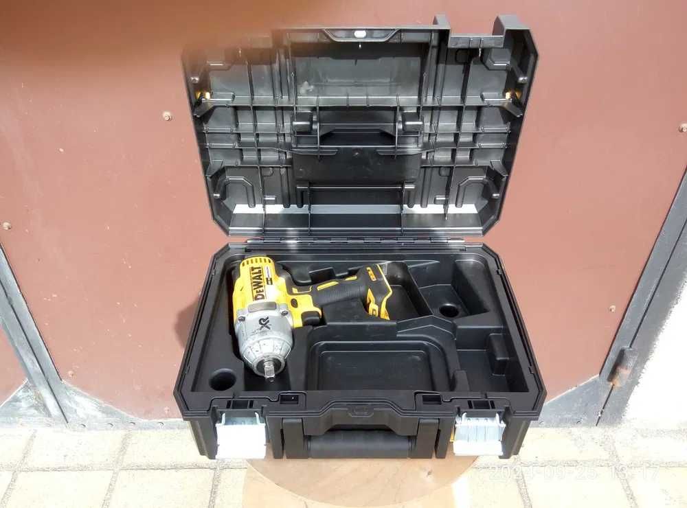 Klucz udarowy akumulatorowy DeWalt DCF899 oryginał z walizką