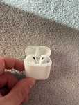 Sprzedam używane AirPods (model A2031 2nd Generation)